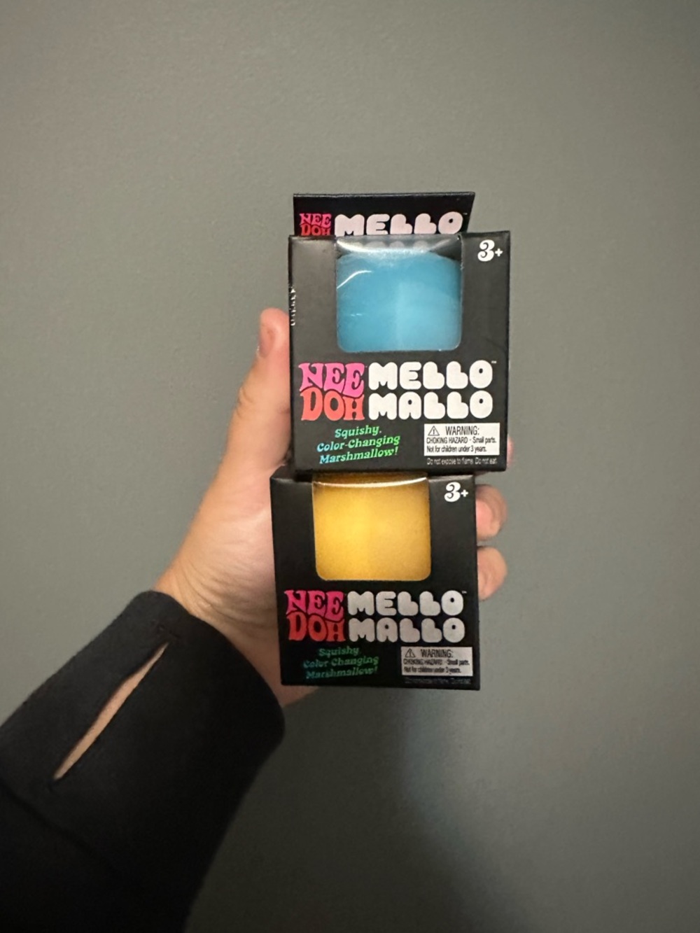 NeeDoh Mello Mallo Color-Changing Marshmallows - Blue & Yellow